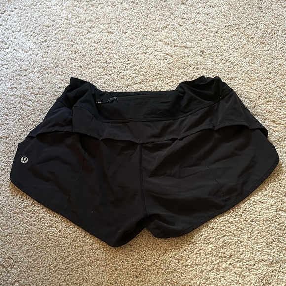 Lululemon shorty shorts - Picture 2 of 3